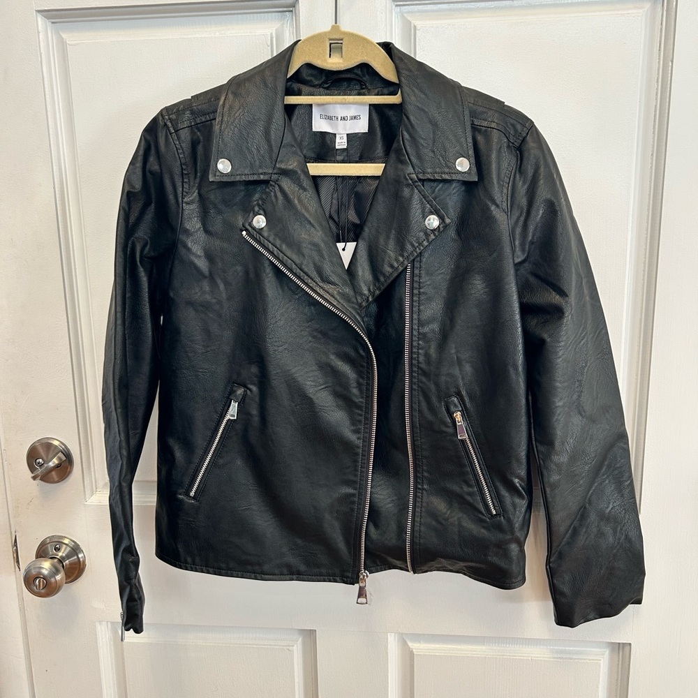 🔥 NWT faux leather jacket with zippers and lining oversized XS black NEW